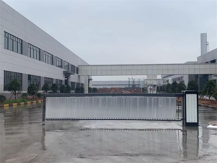 江西今飞控股集团-车牌识别和广告道闸
