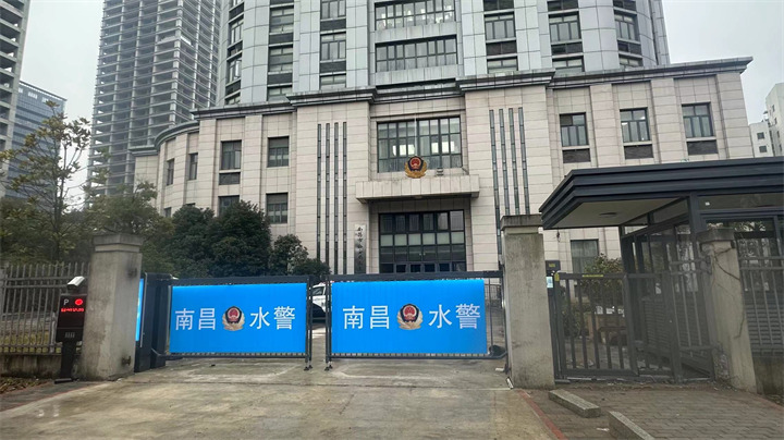南昌县水上分局-广告道闸-车牌识别
